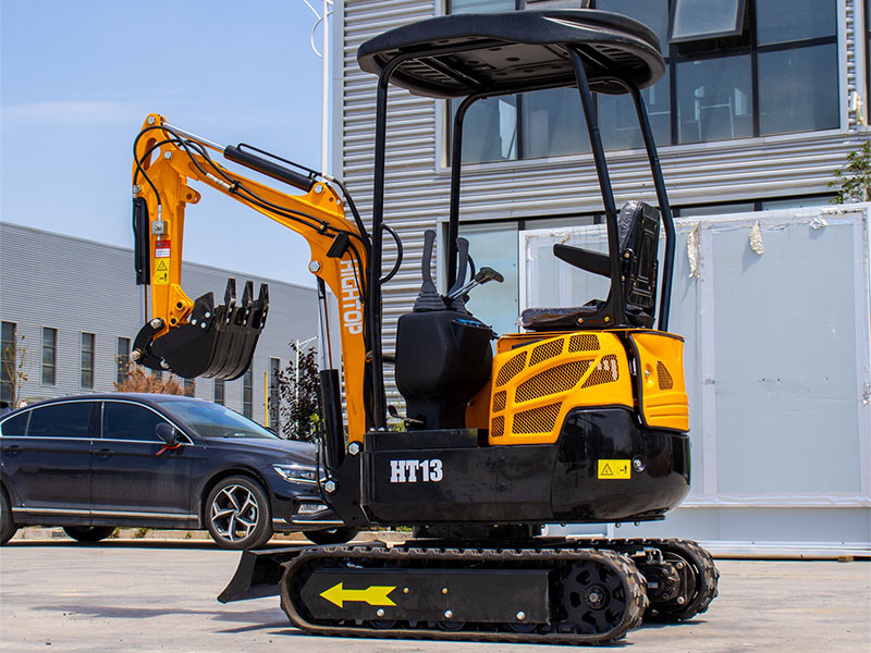 小型挖掘機機身發(fā)熱時應檢查哪些地方？